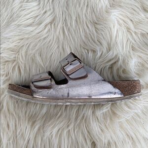 Birkenstock Big Buckle Metallic Distressed Sandals sz 7.5-8 Vacation Casual Chic